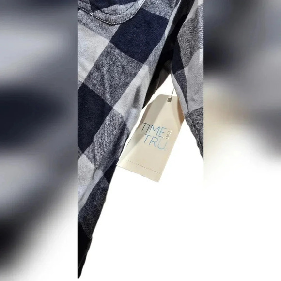 Time & Tru, Size L, Dark Blue and White Button-Down Longsleeve Shirt - Picture 9 of 13